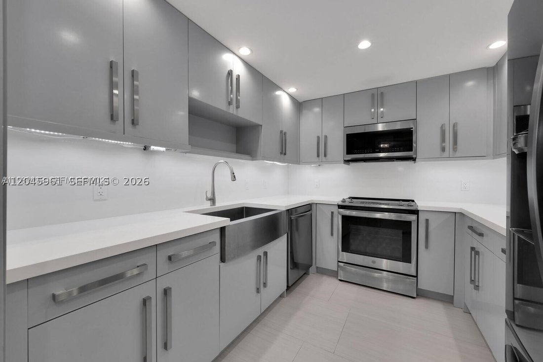 Condo in Coral Gables, Florida, United States 4 - 18313019