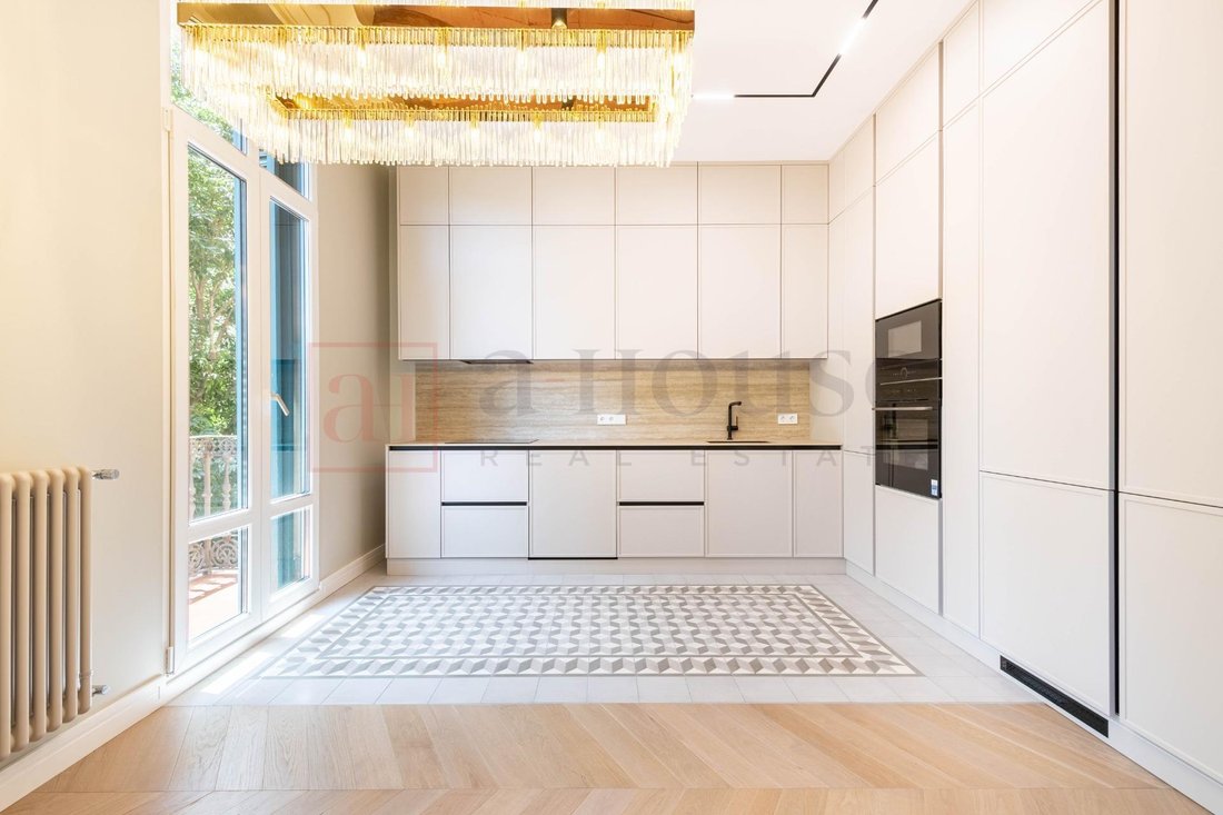 Apartment in Eixample, Barcelona, Spain 1 - 18313692