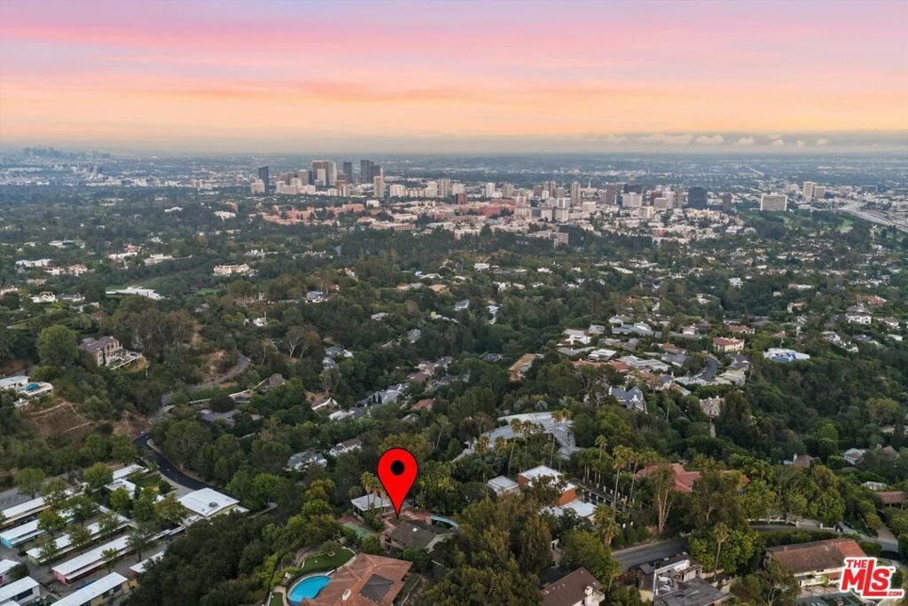 House in Los Angeles, California, United States 3 - 18312349