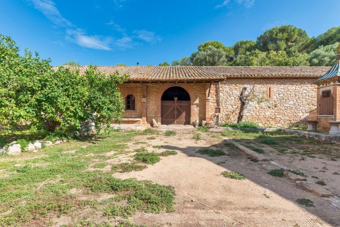 Finca in Sant Pere de Ribes, Catalonia, Spain 5 - 18313087