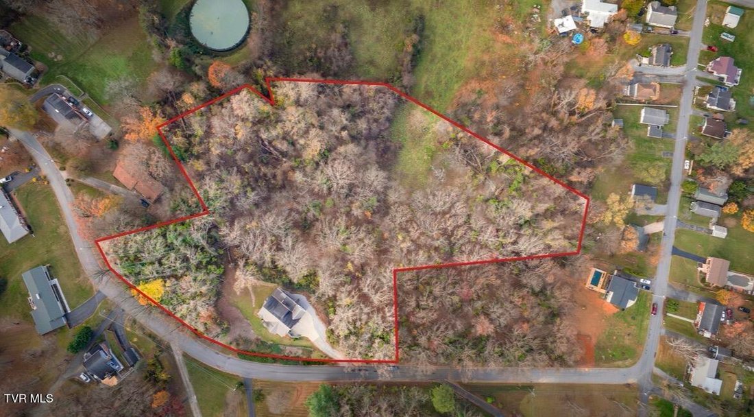 House in Elizabethton, Tennessee, United States 2 - 17791629