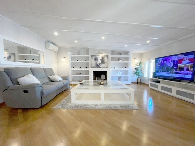 Apartment in Eixample, Barcelona, Spain 1 - 18312810