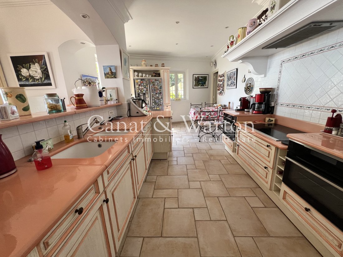 Villa in Sud, Cavalaire-sur-Mer, France 5 - 18313719