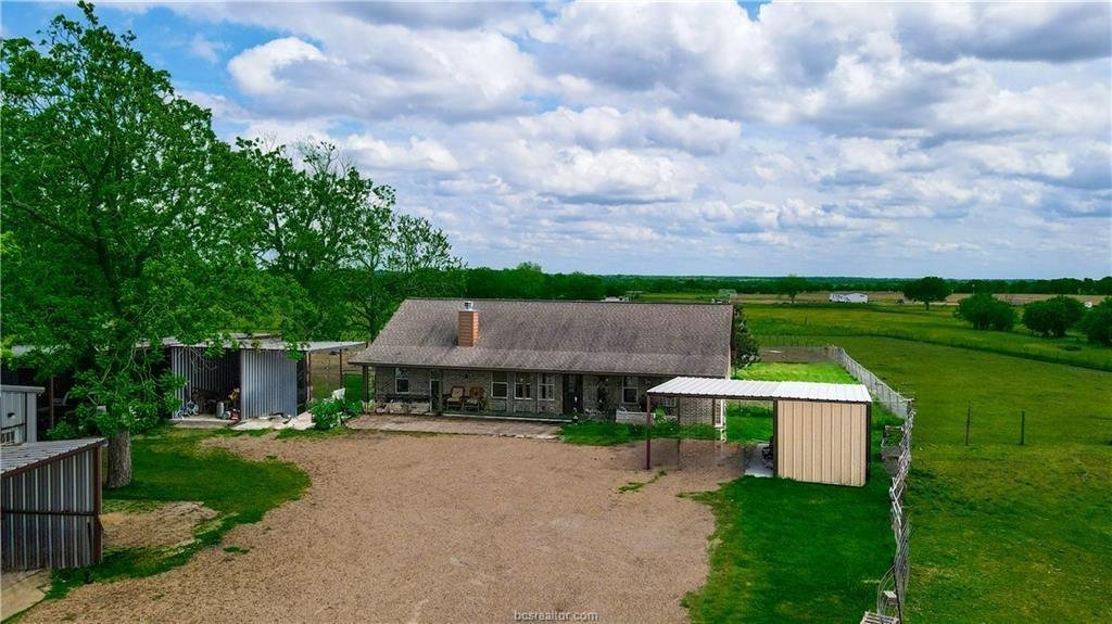 House in Caldwell, Texas, United States 5 - 18313944
