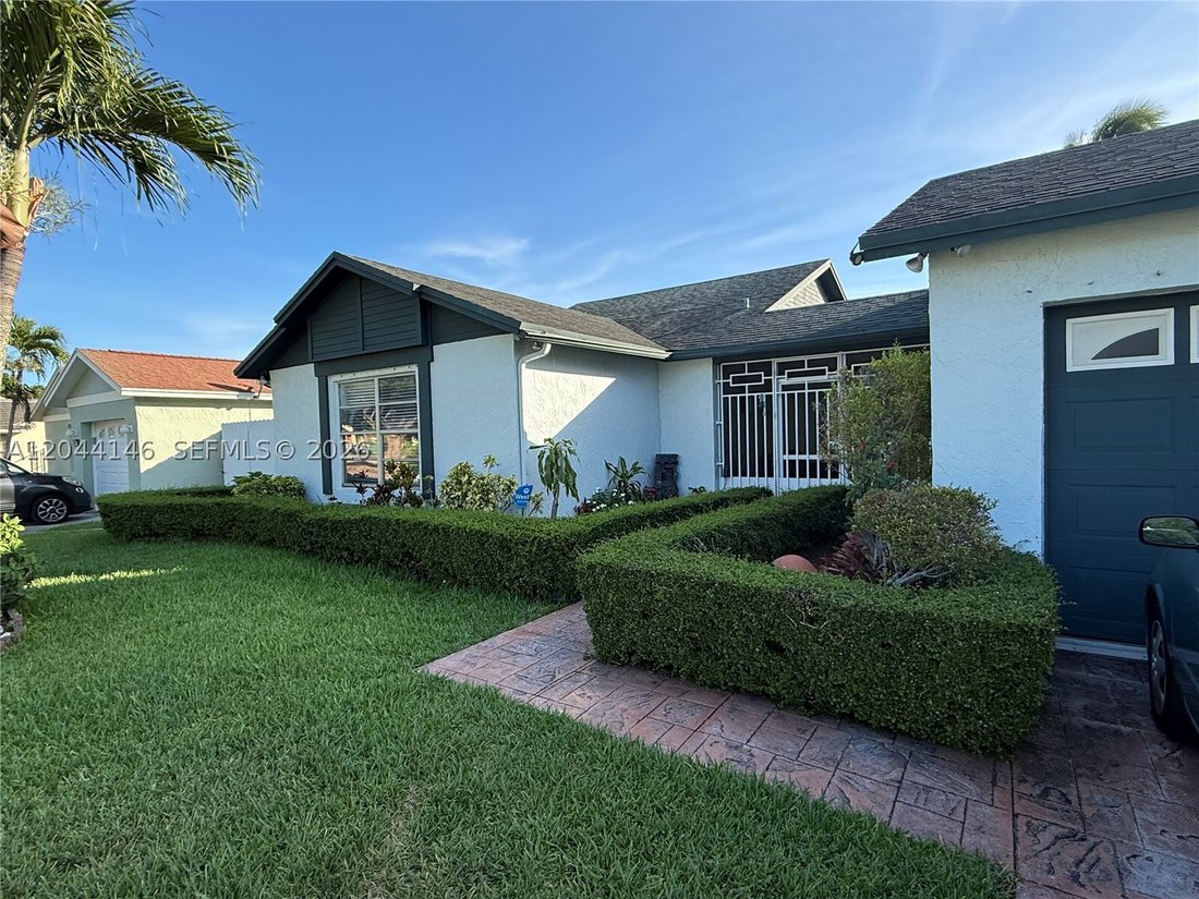 House in Miami, Florida, United States 2 - 18313052