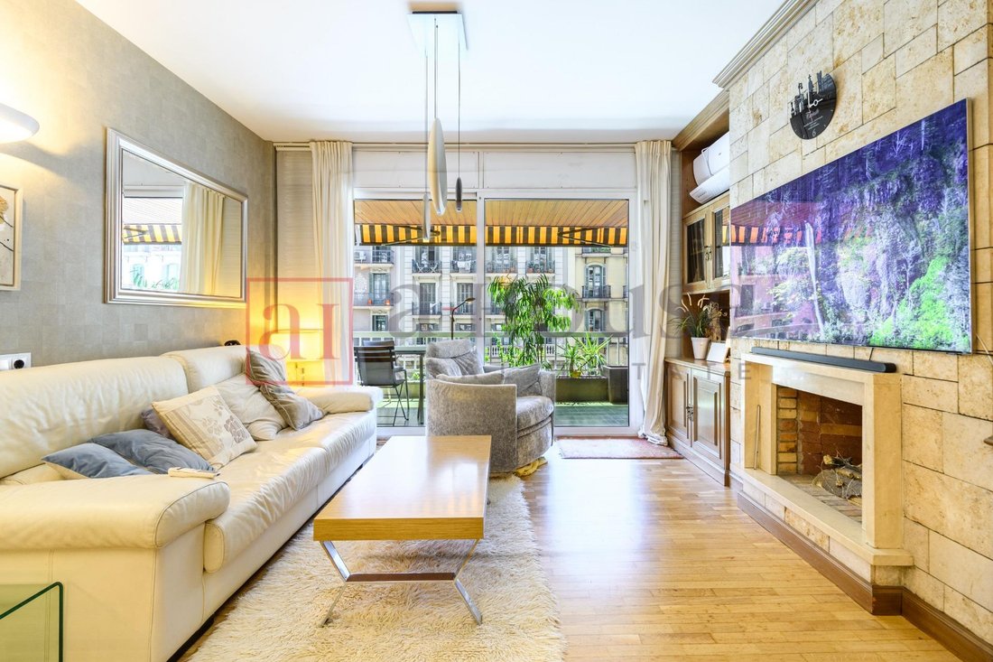 Apartment in Eixample, Barcelona, Spain 5 - 18313090