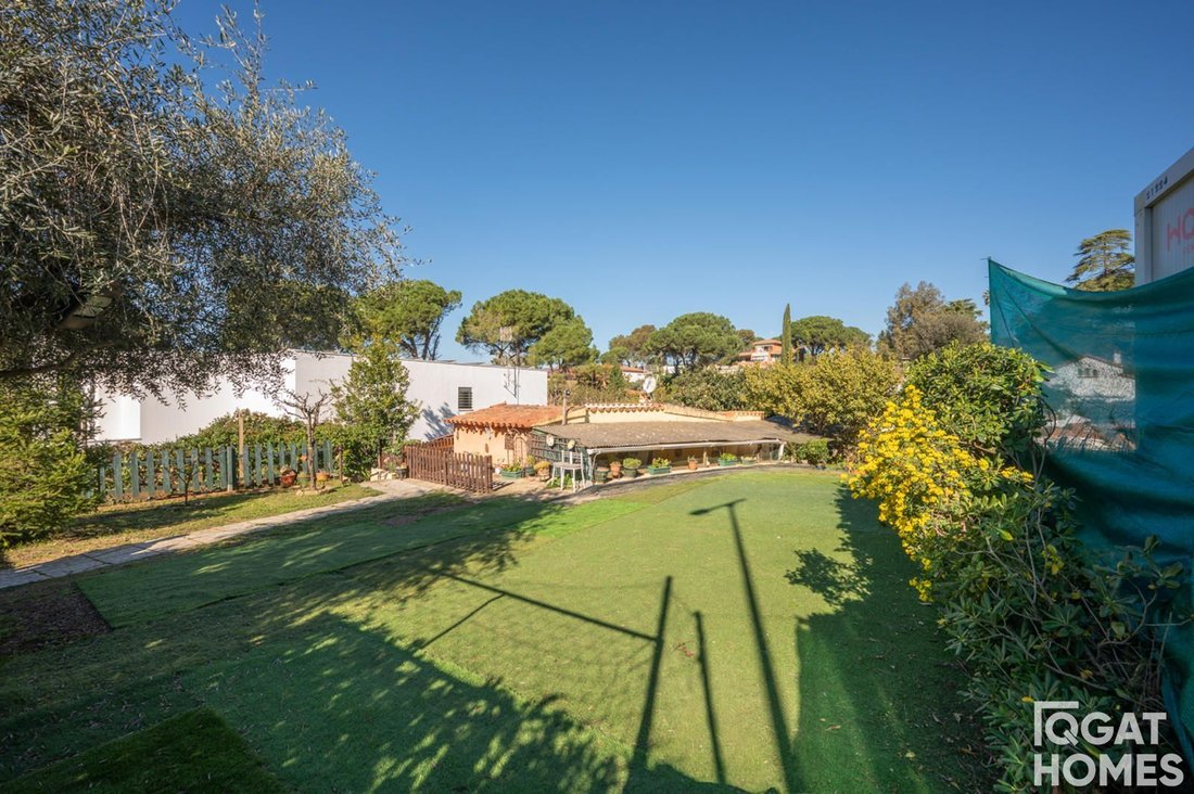 Land in Sant Cugat del Valles, Catalonia, Spain 1 - 18311895