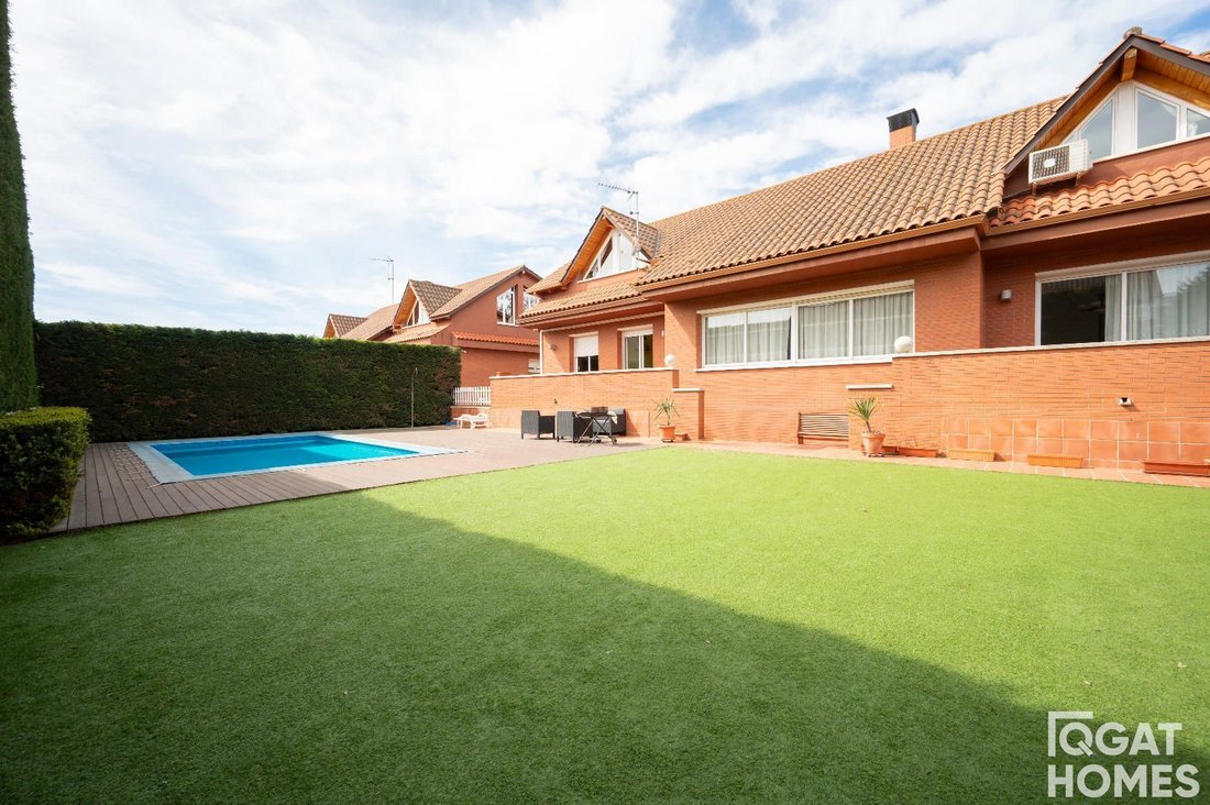 Chalet in Sant Cugat del Valles, Catalonia, Spain 2 - 18312640