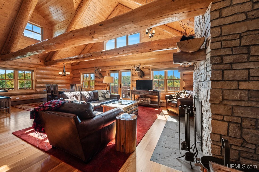 House in Florence, Wisconsin, United States 3 - 18309583