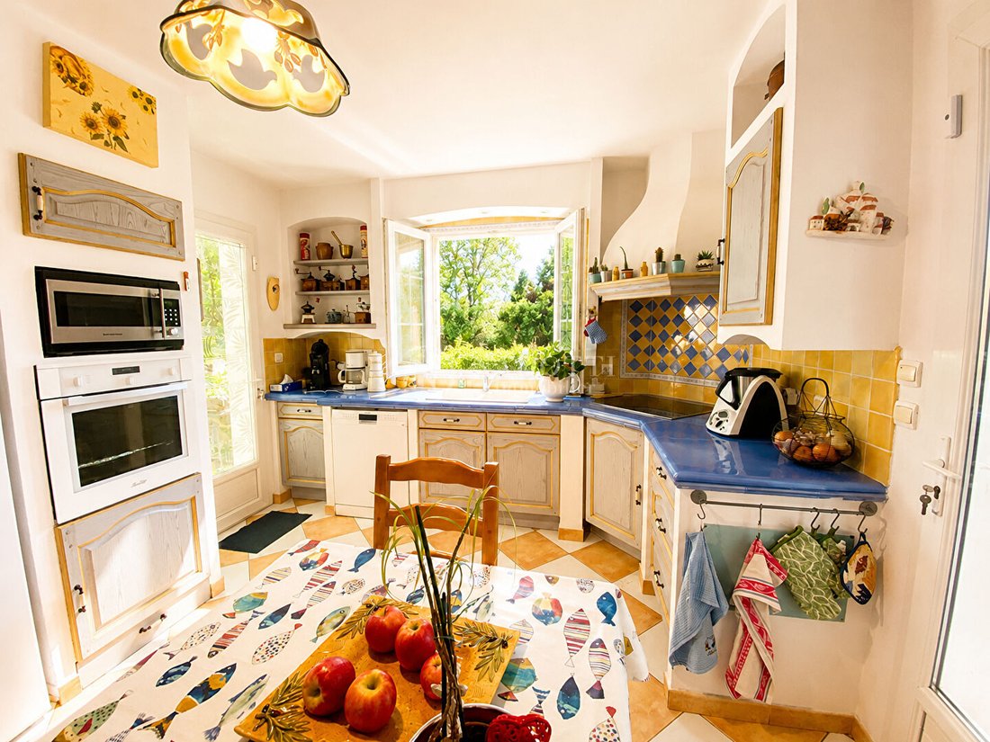 Maison à Apt, Provence-Alpes-Côte d'Azur, France 5 - 18312489