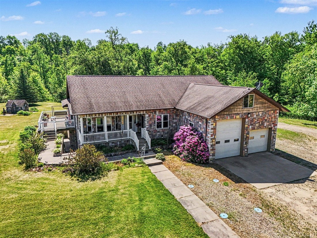House in Fulton, Michigan, United States 3 - 18307745