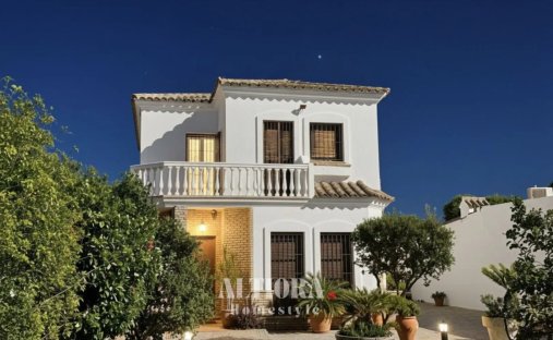 Chalet in Chiclana de la Frontera, Andalusia, Spain 1