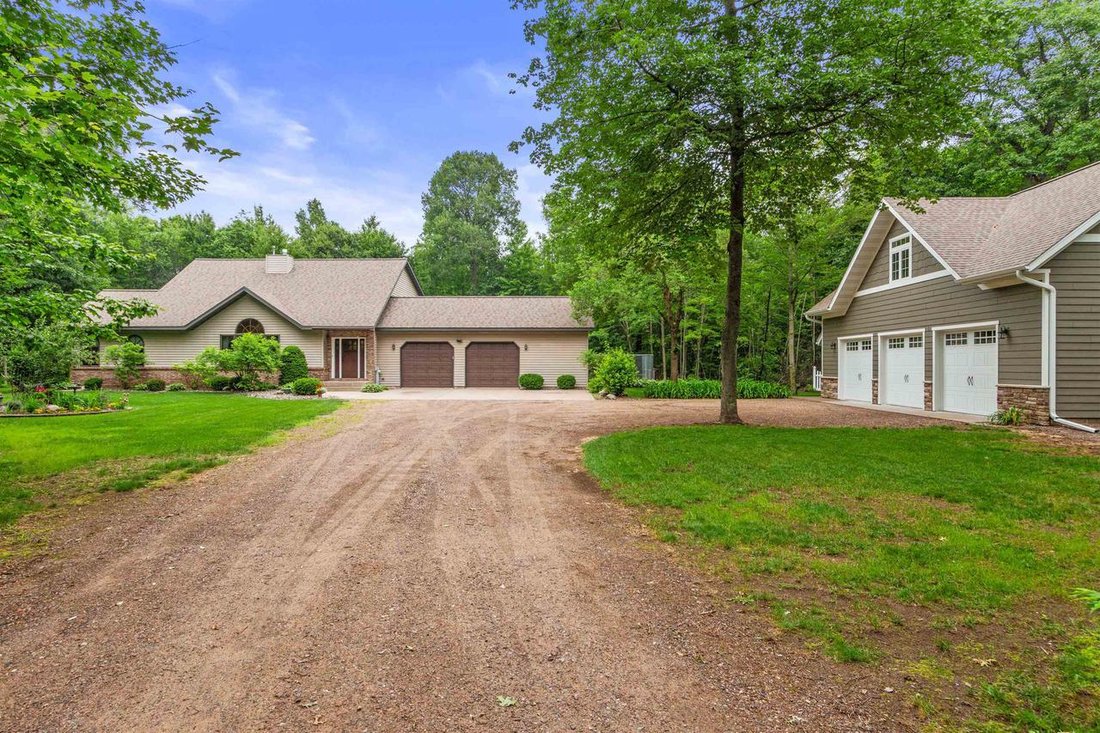 House in Tomahawk, Wisconsin, United States 3 - 18312153