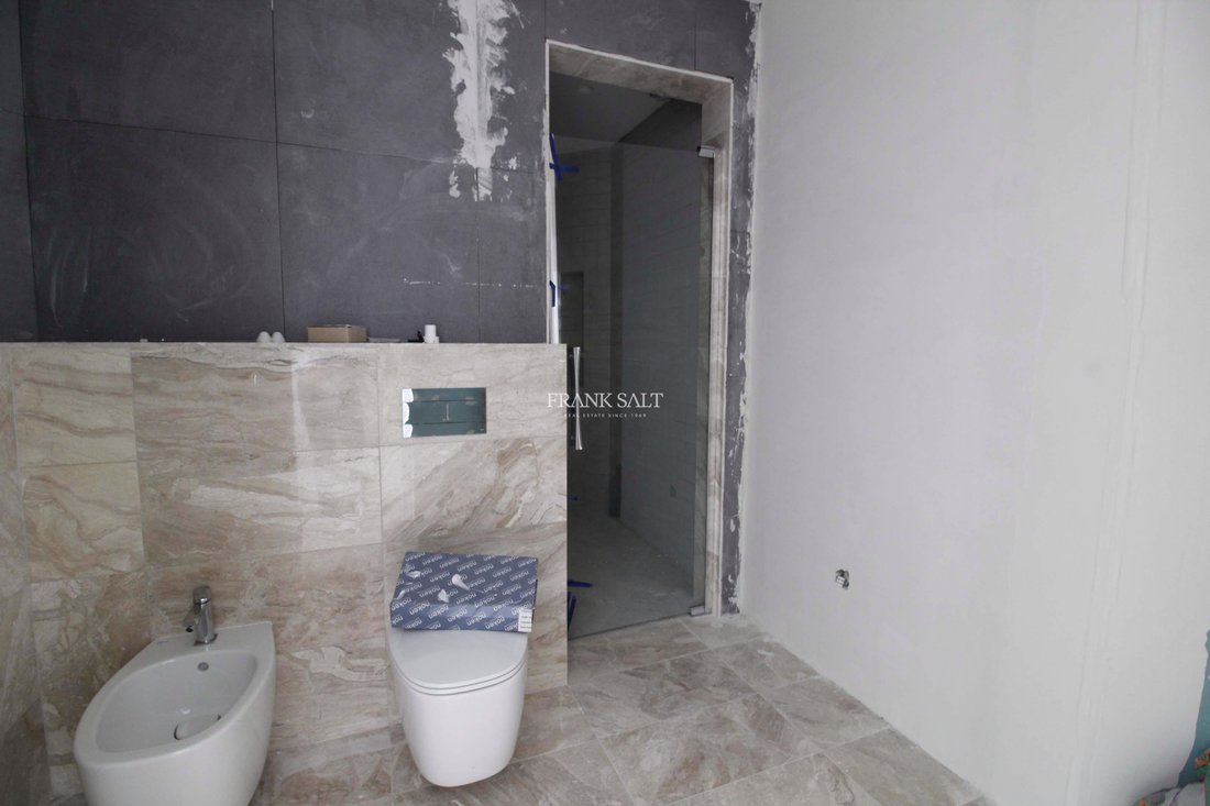 Apartment in Saint Julian's, Malta 5 - 14301697