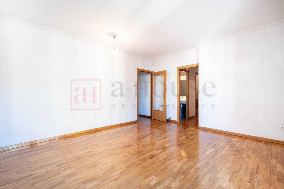 Apartment in Eixample, Barcelona, Spain 4 - 18314009