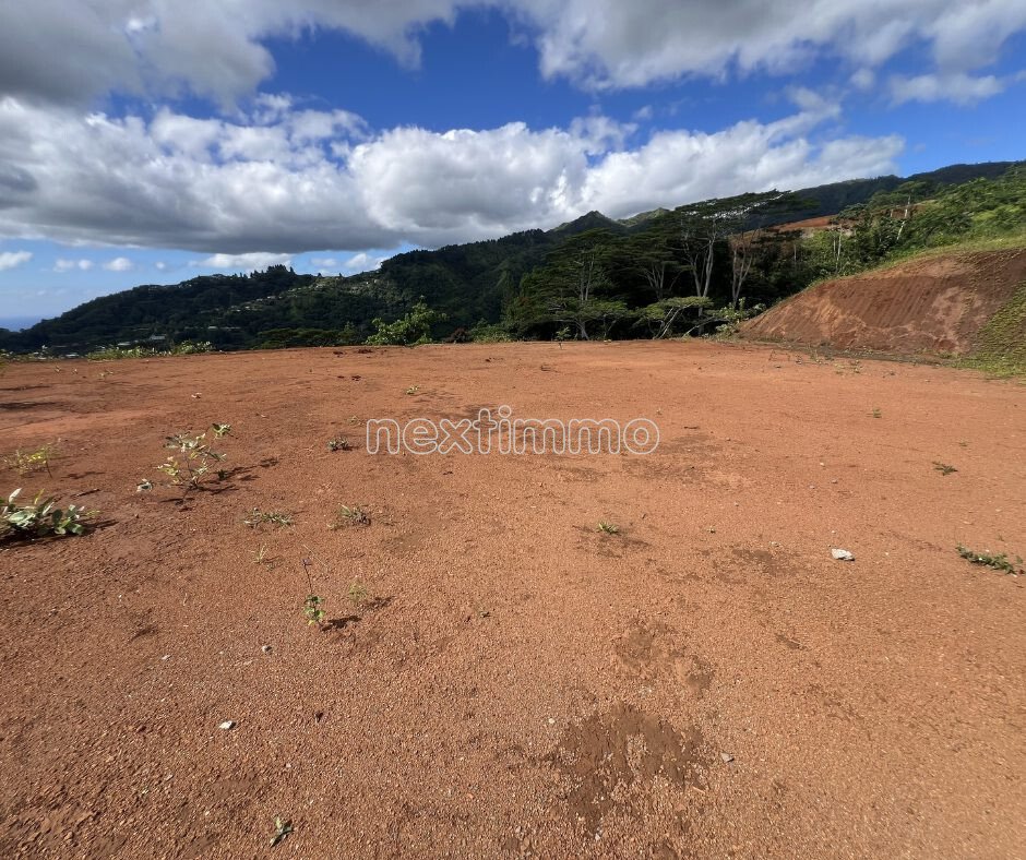 Land in Faa'a, Inseln über dem Winde, Französisch-Polynesien 2 - 18315396