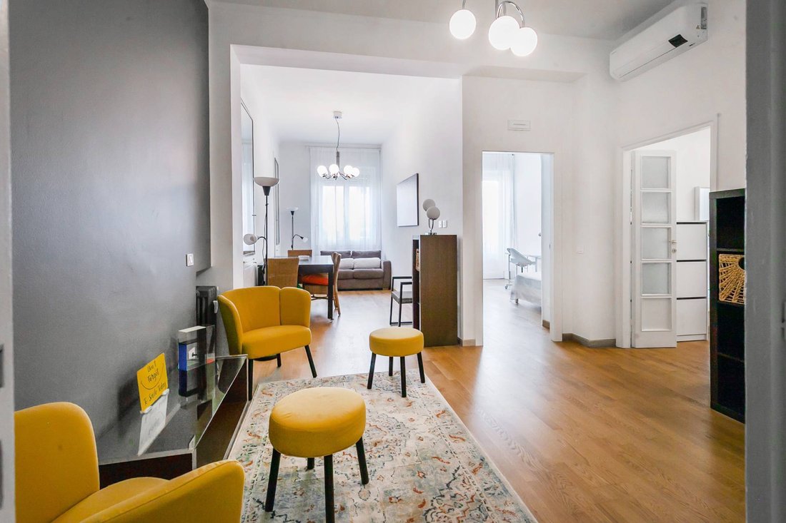 Apartment in Garibaldi - Porta Venezia, Milan, Lombardy 1 - 18315124