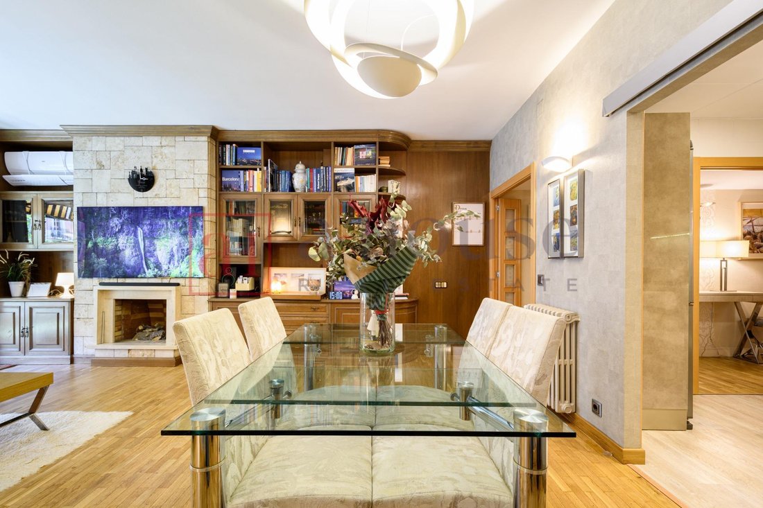 Apartment in Eixample, Barcelona, Spain 3 - 18313090