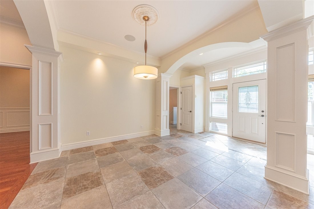 Condo in Ann Arbor, Michigan, United States 5 - 18309645