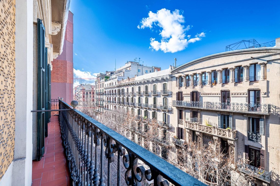 Apartment in Eixample, Barcelona, Spain 5 - 18314009