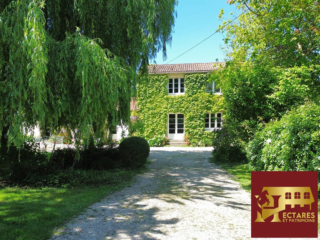 Villa in Machecoul, Machecoul-Saint-Meme, France 1 - 18314548