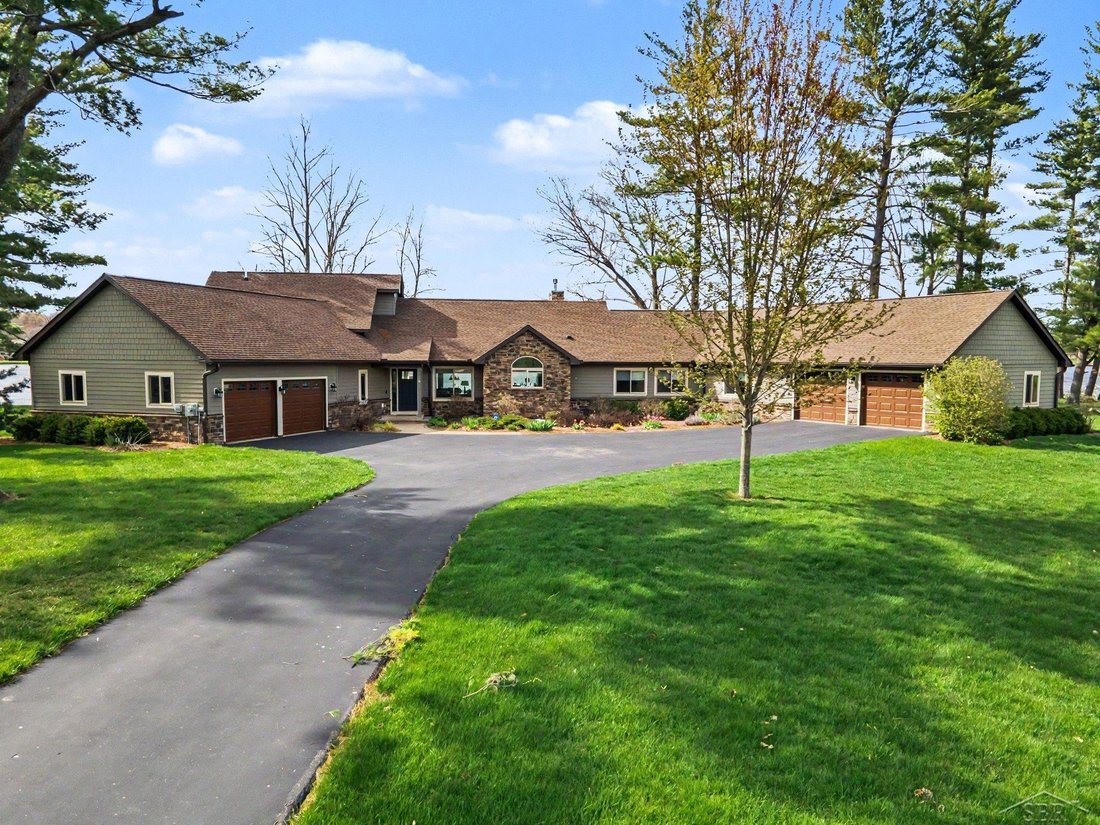 House in Midland, Michigan, United States 4 - 18307801