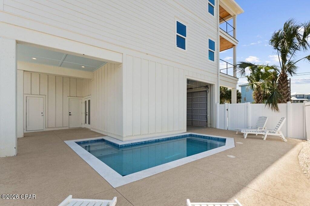 House in Port St. Joe, Florida, United States 3 - 18312182