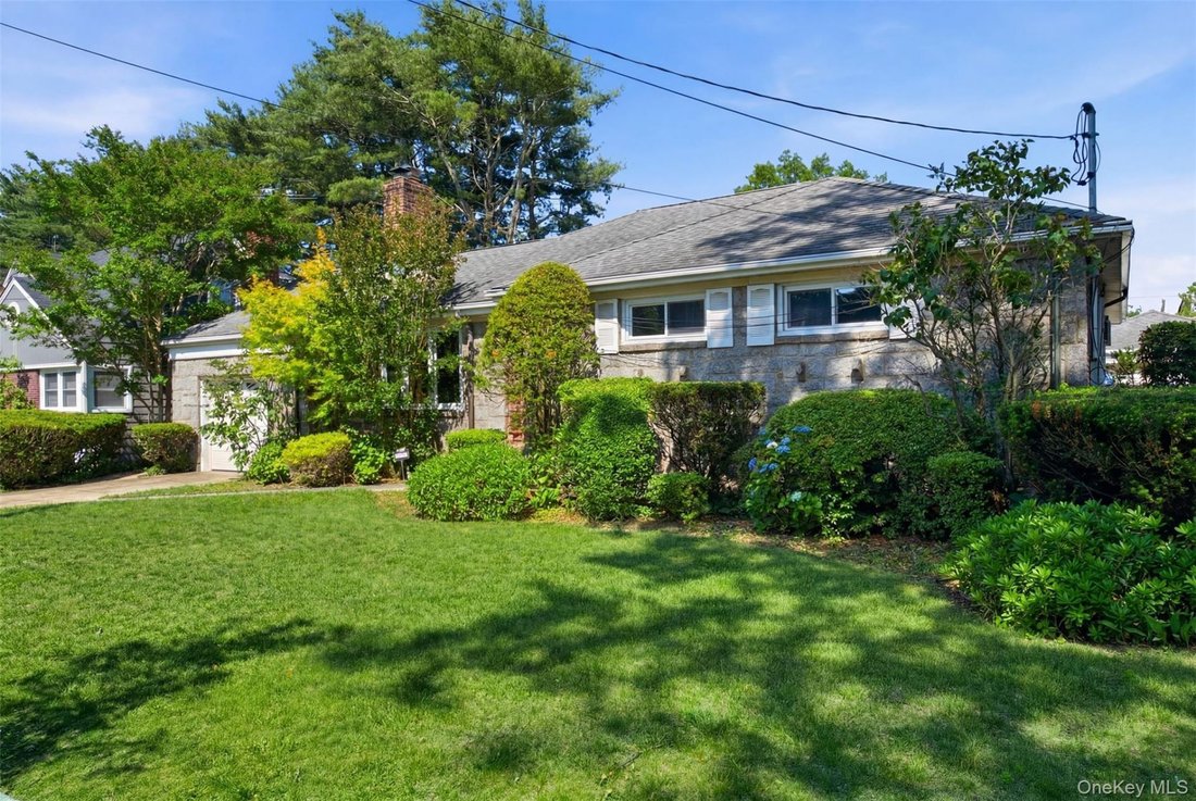 House in North New Hyde Park, New York, United States 3 - 18315168