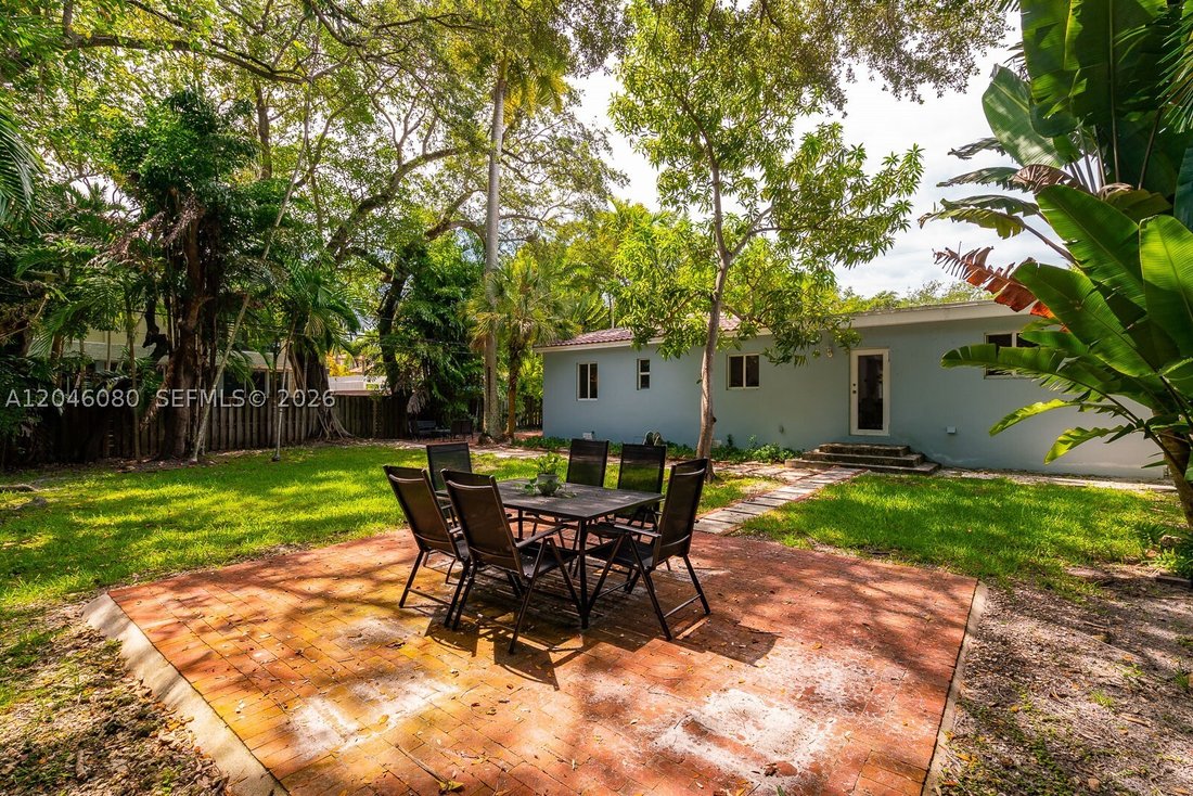 House in Miami, Florida, United States 3 - 18313192