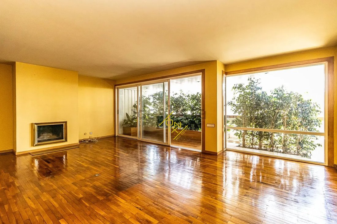 Apartment in Les Corts, Barcelona, Spain 3 - 18312844