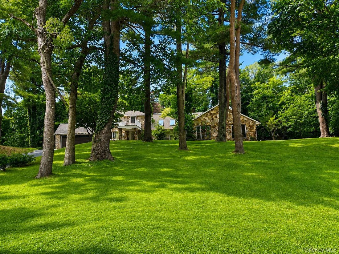 House in Old Westbury, New York, United States 5 - 18313166