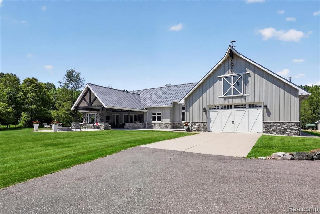 House in Fowlerville, Michigan, United States 5 - 18309777