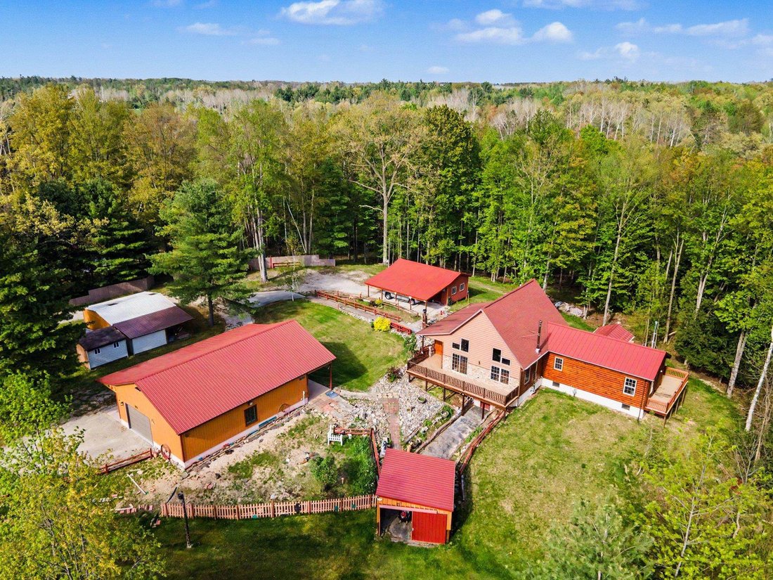 House in Alger, Michigan, United States 1 - 18309311