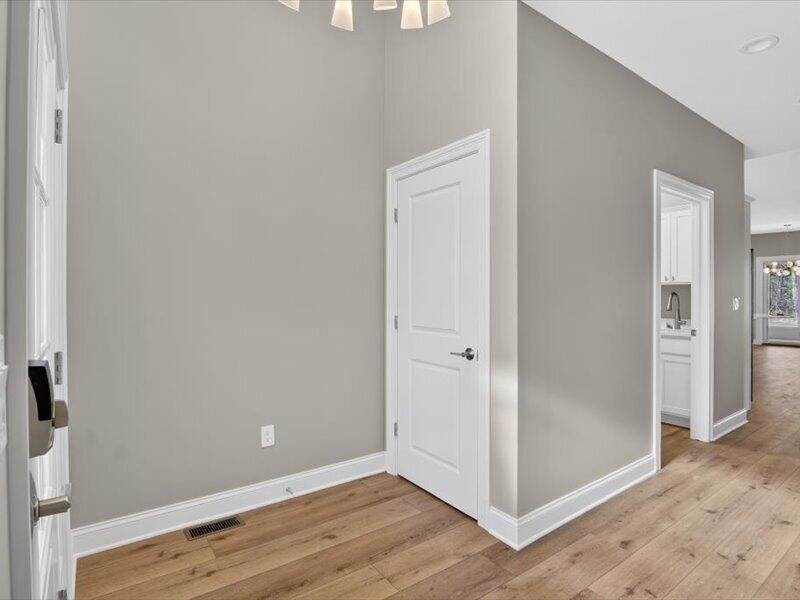Condo in Hillsdale, Michigan, United States 4 - 18307831