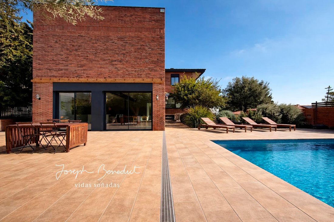 House in Gava, Catalonia, Spain 5 - 18311985