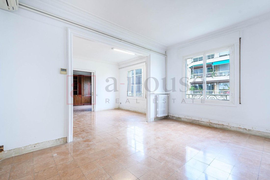 Apartment in Eixample, Barcelona, Spain 2 - 18313511