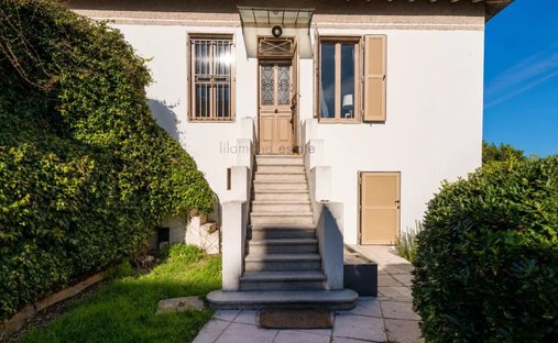 Villa in Moulieres, Le Cannet, France 1