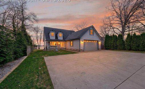 House in Romulus, Michigan, United States 1
