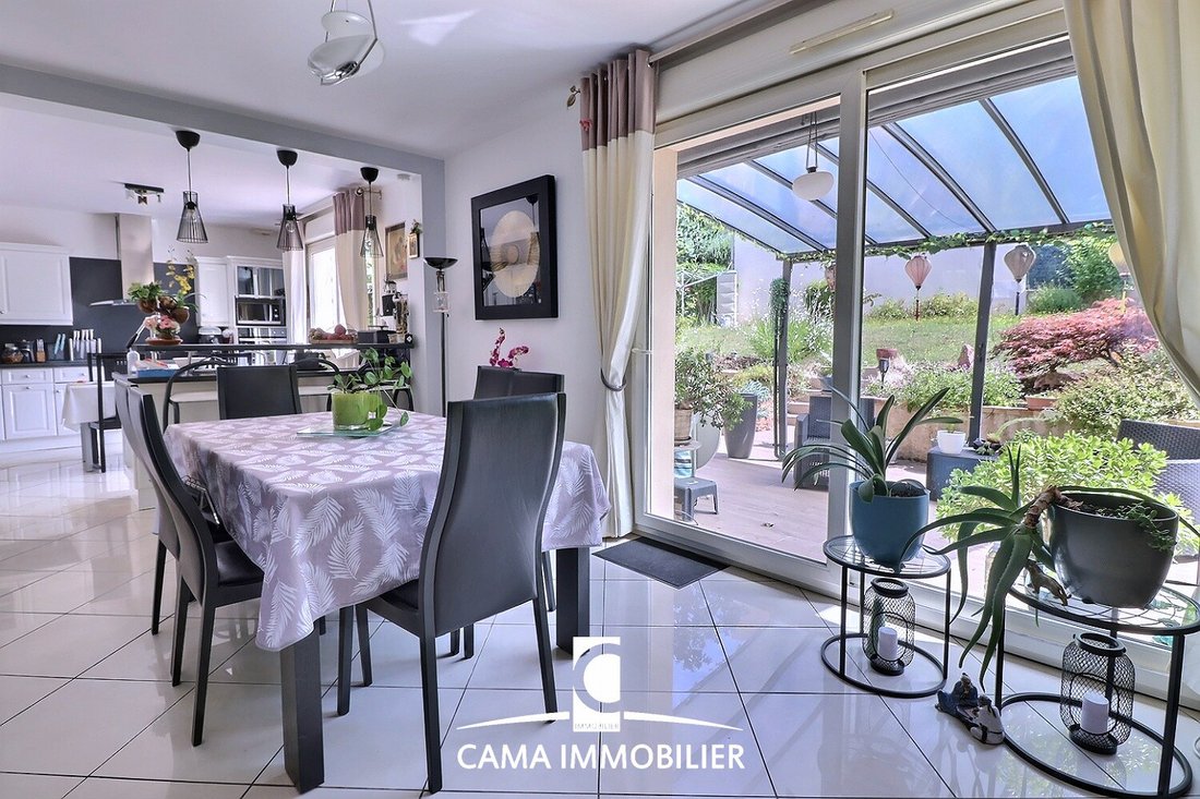 House in Vieux Village-Missionnaires, Fontenay-le-Fleury, France 2 - 18312507