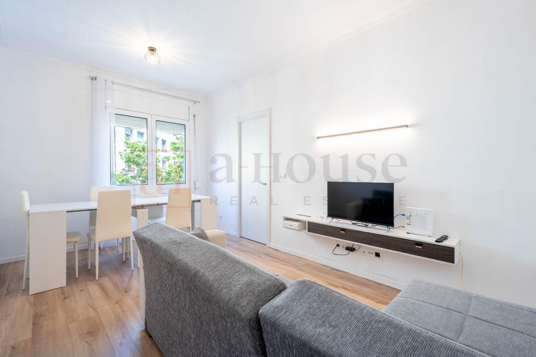 Apartment in Eixample, Barcelona, Spain 1 - 18314106