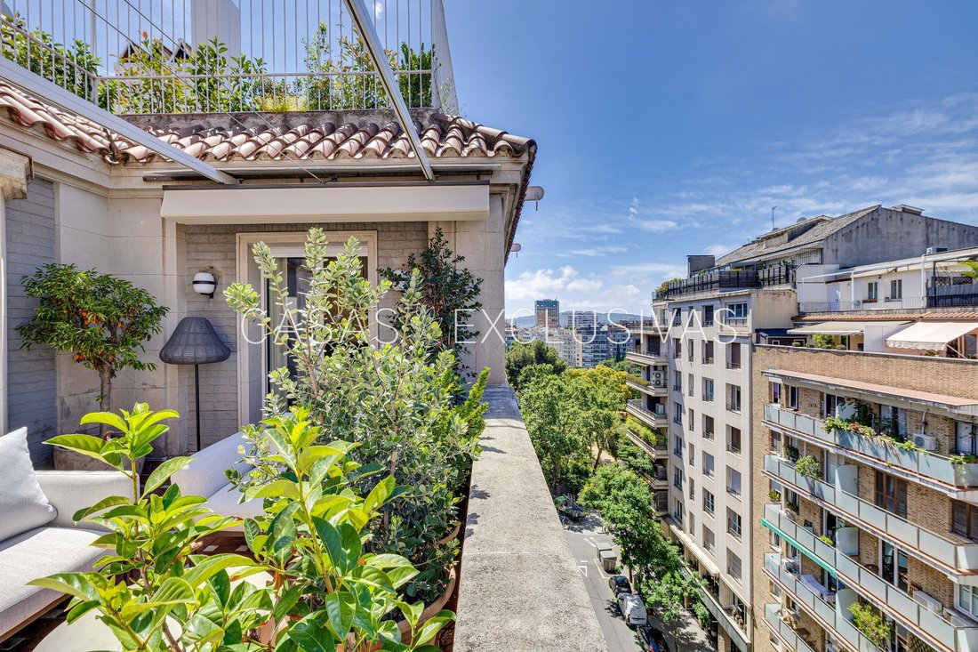 Apartment in Sarrià-Sant Gervasi, Barcelona, Spain 1 - 18311049