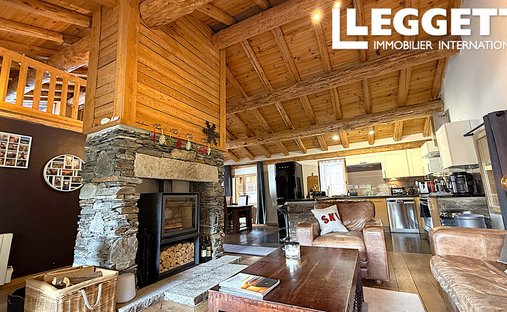 Chalet in Sainte-Foy-Tarentaise, Auvergne-Rhône-Alpes, France 1