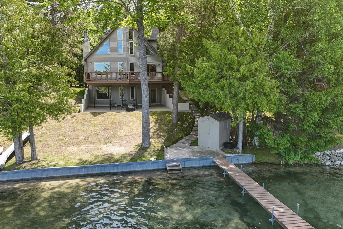 House in Kalkaska, Michigan, United States 2 - 18309920