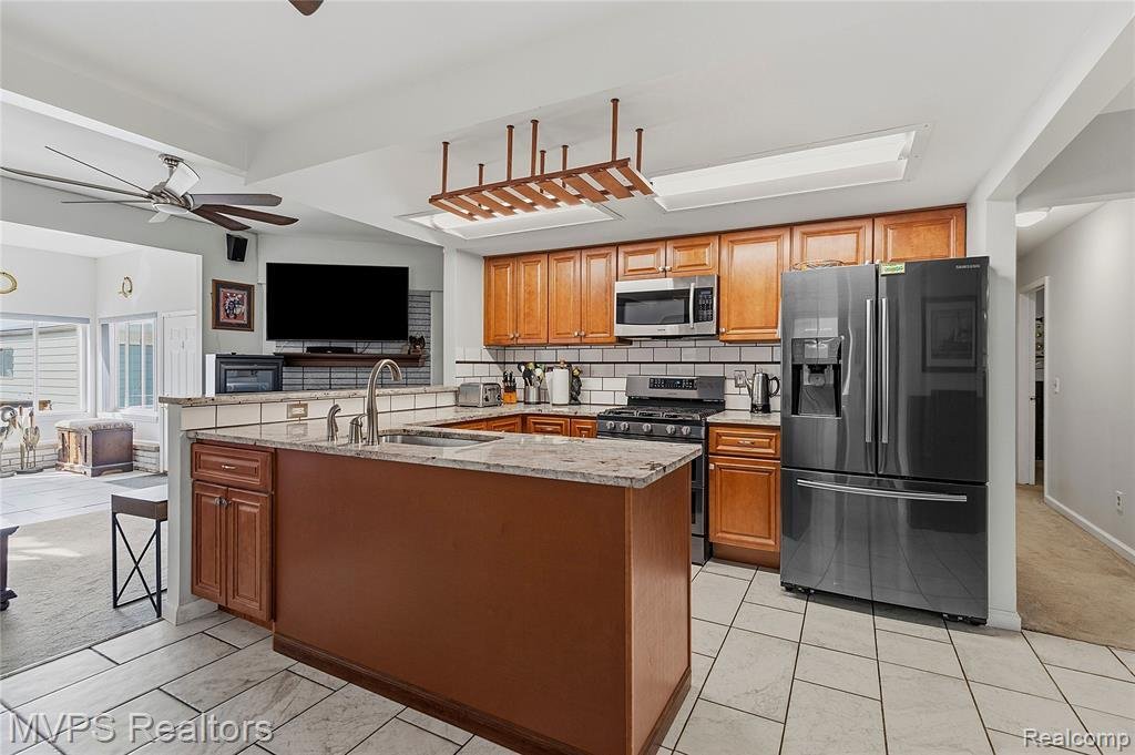 House in Mount Clemens, Michigan, United States 5 - 18309591