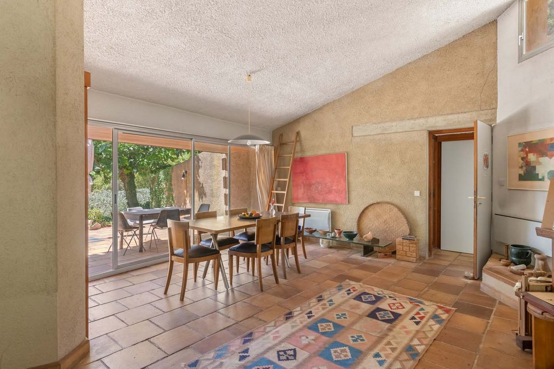 Villa in La Cadiere-d'Azur, Provence-Alpes-Côte d'Azur, France 3 - 18310669