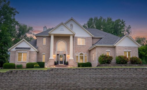 House in Menomonee Falls, Wisconsin, United States 1