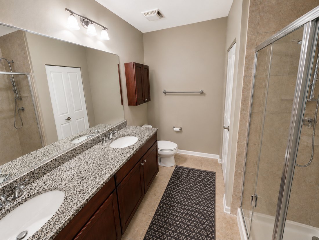 Condo in Burr Ridge, Illinois, United States 4 - 18313715