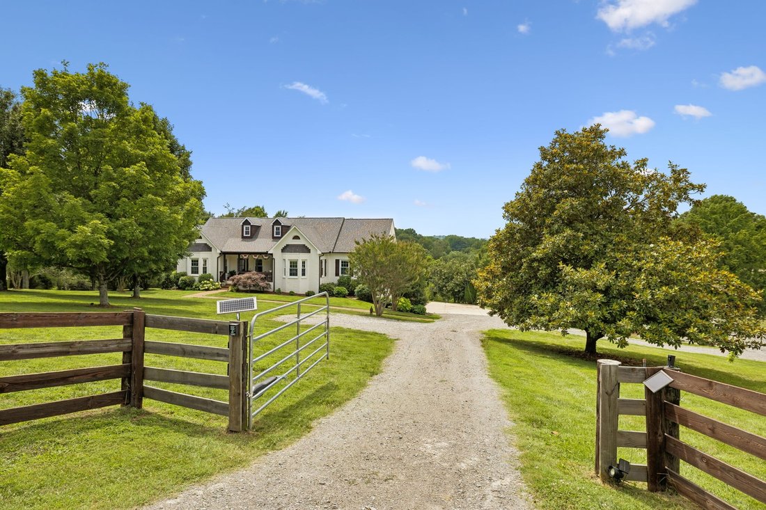 House in College Grove, Tennessee, United States 3 - 18315970