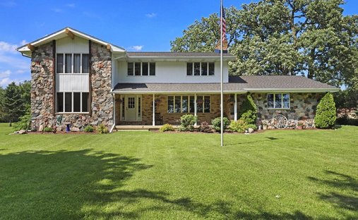 House in Yorkville, Wisconsin, United States 1