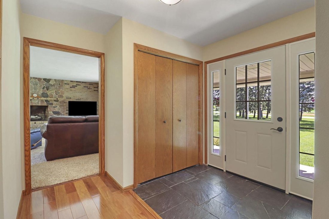 House in Yorkville, Wisconsin, United States 3 - 18312226